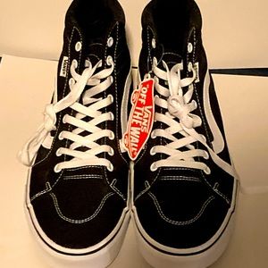 Vans Men’s 10.5 Fillmore NWT High Tops